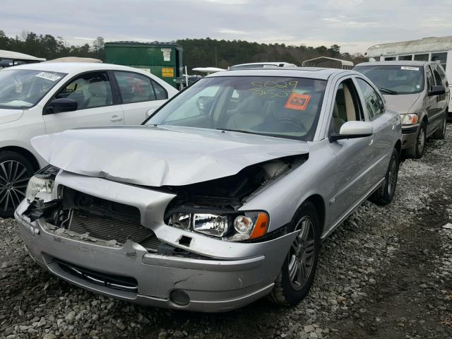 YV1RH592952452181 - 2005 VOLVO S60 2.5T SILVER photo 2