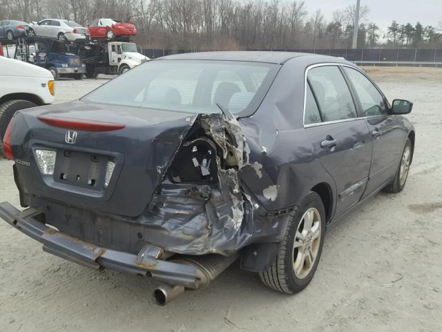 1HGCM56386A095573 - 2006 HONDA ACCORD SE BLUE photo 4