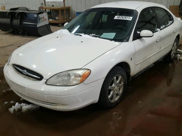 1FAFP5520YA141241 - 2000 FORD TAURUS SES WHITE photo 2