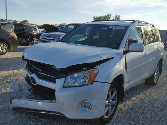 2T3DF4DV2AW041790 - 2010 TOYOTA RAV4 LIMIT WHITE photo 2