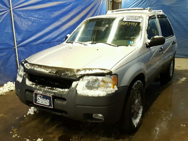 1FMYU93124KA65194 - 2004 FORD ESCAPE XLT SILVER photo 2