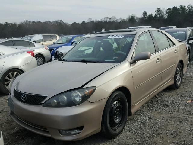 4T1BE32K76U701979 - 2006 TOYOTA CAMRY LE GOLD photo 2