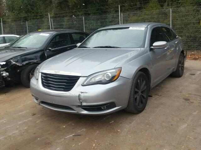 1C3CCBBB5DN573844 - 2013 CHRYSLER 200 TOURIN GRAY photo 2