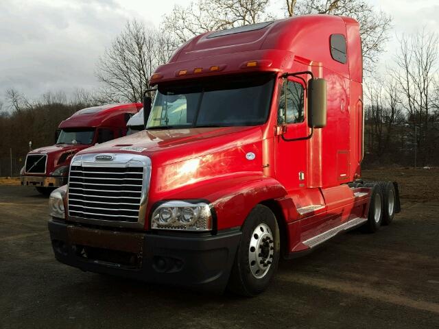 1FUJBBAV87LY52988 - 2007 FREIGHTLINER CONVENTION RED photo 2