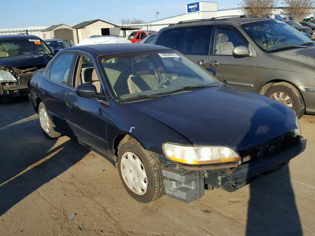 1HGCG5545XA064932 - 1999 HONDA ACCORD LX GREEN photo 1