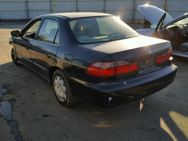 1HGCG5545XA064932 - 1999 HONDA ACCORD LX GREEN photo 3