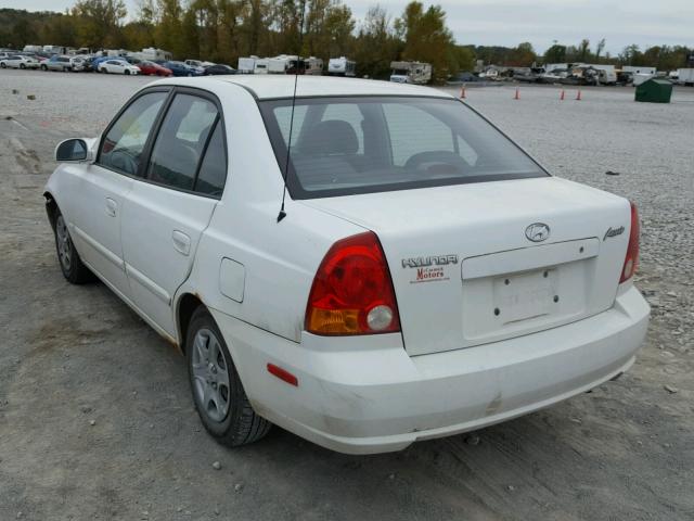 KMHCG45C45U580660 - 2005 HYUNDAI ACCENT GL YELLOW photo 3