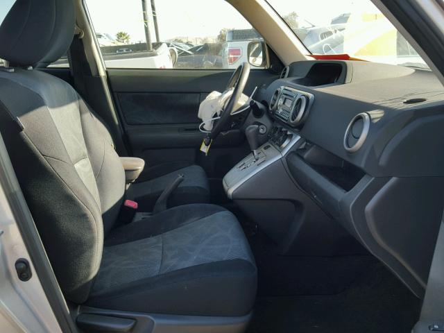 JTLZE4FE8B1126921 - 2011 TOYOTA SCION XB 银色 照片 5