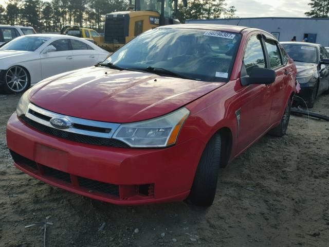 1FAHP35N28W214121 - 2008 FORD FOCUS SE RED photo 2