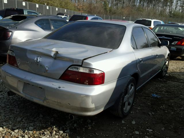 19UUA56812A028364 - 2002 ACURA 3.2TL TYPE SILVER photo 4