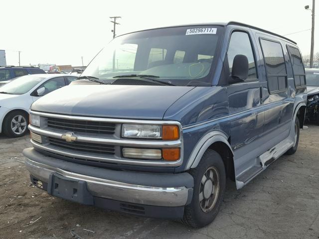 1GBFG15MXX1086885 - 1999 CHEVROLET EXPRESS G1 BLUE photo 2