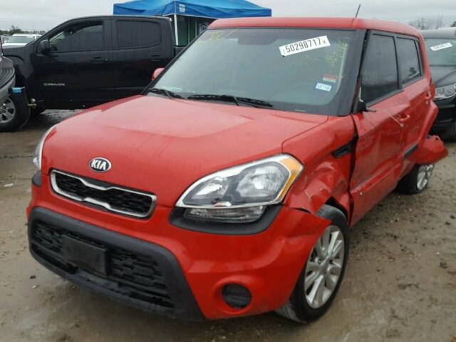 KNDJT2A50D7585001 - 2013 KIA SOUL RED photo 2