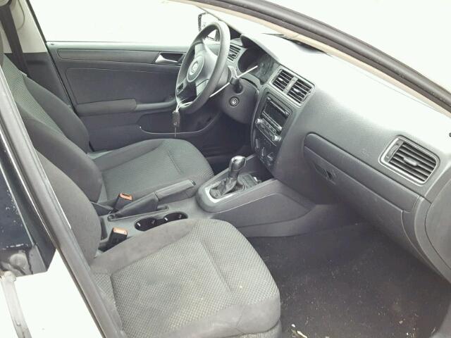 3VW2K7AJ0CM403185 - 2012 VOLKSWAGEN JETTA BASE WHITE photo 5