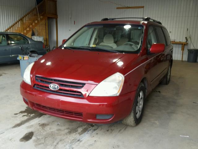 KNDMB233876167159 - 2007 KIA SEDONA EX RED photo 2