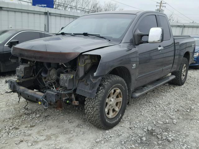 1N6AA06B04N508372 - 2004 NISSAN TITAN XE GRAY photo 2