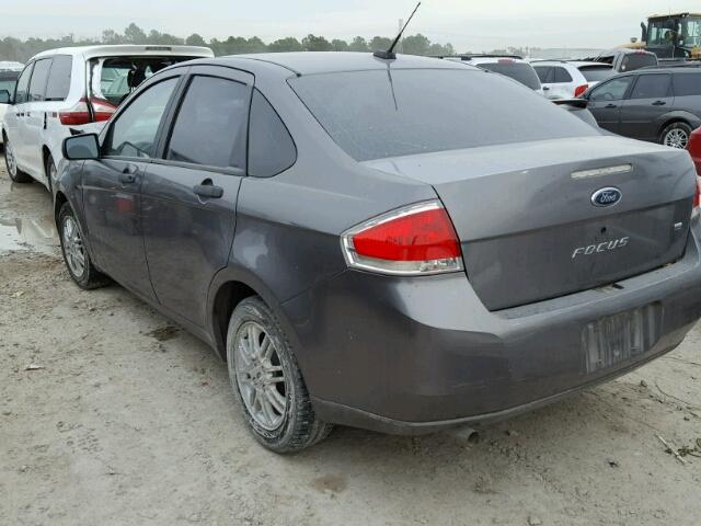 1FAHP35N79W207778 - 2009 FORD FOCUS SE GRAY photo 3