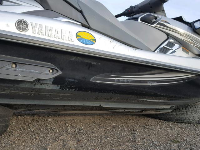 YAMA2605C313 - 2013 YAMAHA WAVERUNNER SILVER photo 9