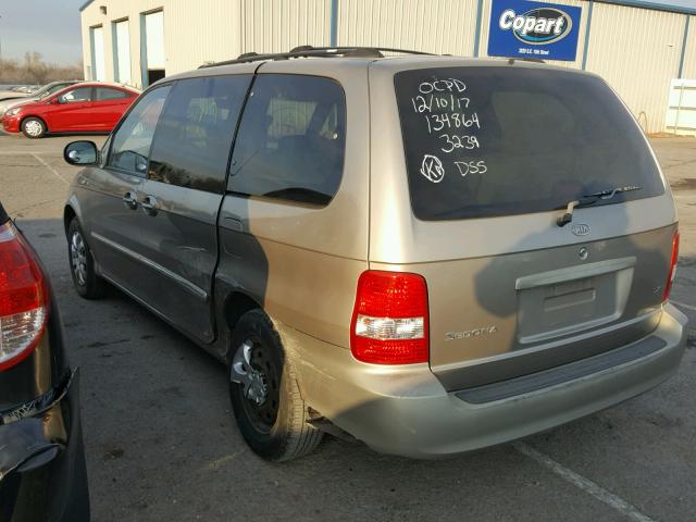 KNDUP131246593239 - 2004 KIA SEDONA EX GOLD photo 3