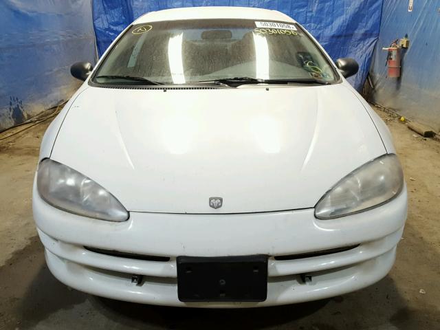 2B3HD46R22H313510 - 2002 DODGE INTREPID S WHITE photo 9