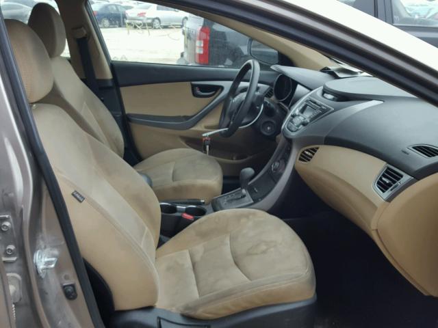 5NPDH4AE1DH242476 - 2013 HYUNDAI ELANTRA GL TAN photo 5