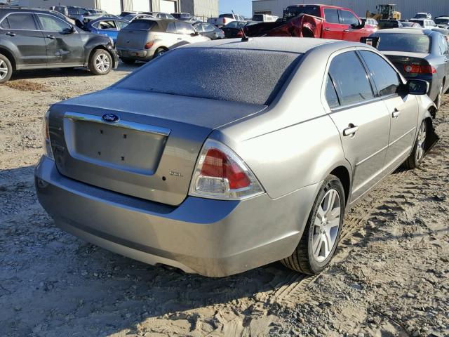 3FAHP08Z29R215478 - 2009 FORD FUSION SEL SILVER photo 4