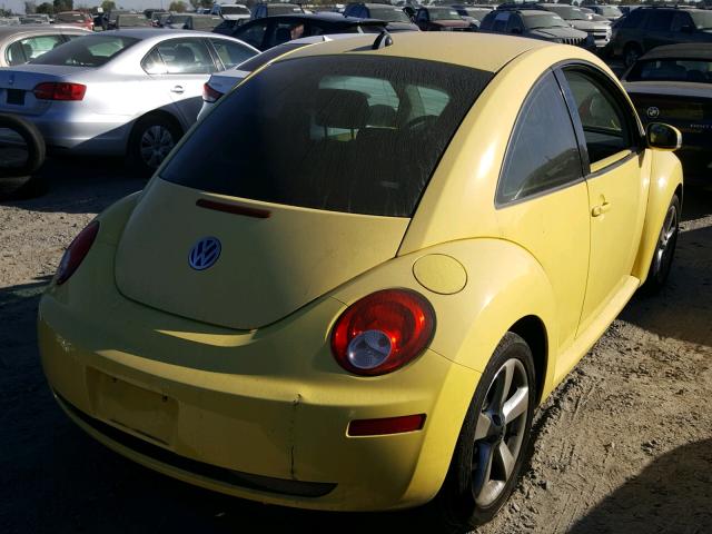 3VWPW31C68M502637 - 2008 VOLKSWAGEN NEW BEETLE 黄色 照片 4