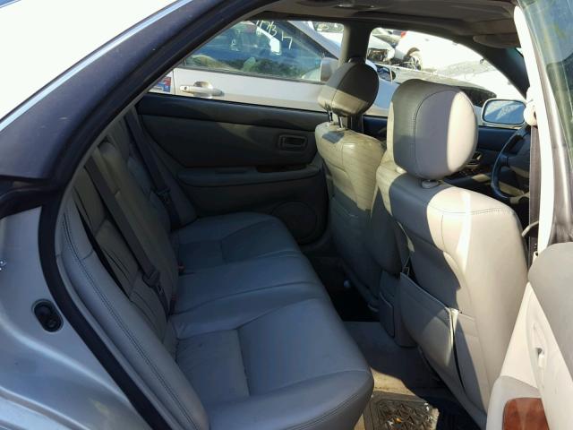 JT8BF22G8V0083860 - 1997 LEXUS ES 300 GRAY photo 6