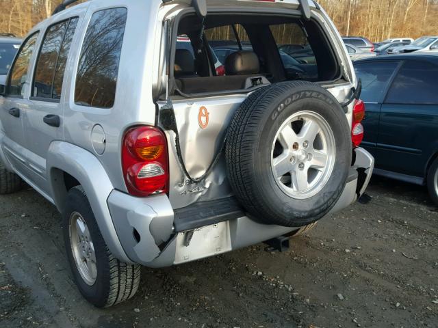 1J4GL58K24W289484 - 2004 JEEP LIBERTY LI SILVER photo 9