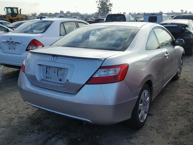 2HGFG12617H511141 - 2007 HONDA CIVIC LX SILVER photo 4