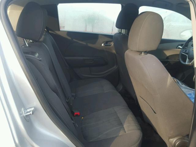 1G1JC6SH4D4199630 - 2013 CHEVROLET SONIC LT 银色 照片 6