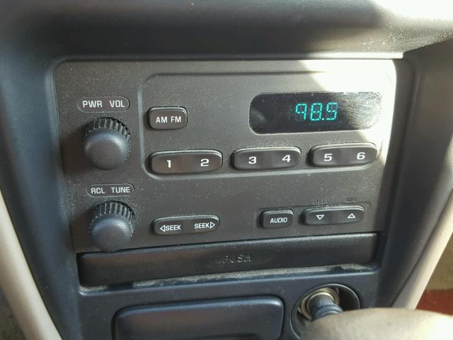 1Y1SK5283YZ417473 - 2000 CHEVROLET GEO PRIZM 金色 照片 9