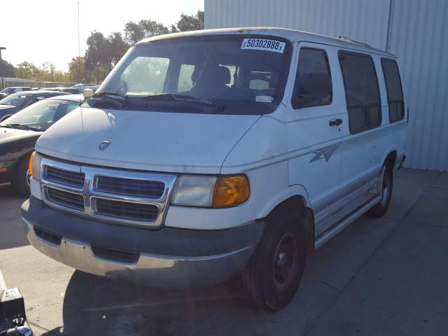 2B6HB11X7WK132781 - 1998 DODGE RAM VAN B1 WHITE photo 2