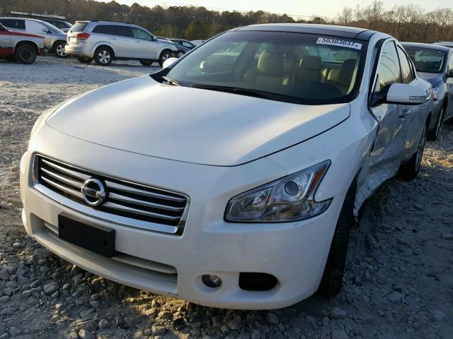 1N4AA5AP1DC819443 - 2013 NISSAN MAXIMA S WHITE photo 2