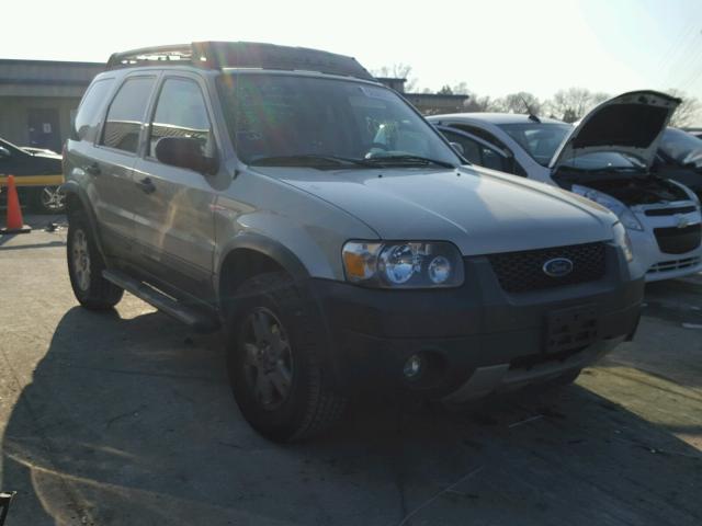 1FMYU03145KA39550 - 2005 FORD ESCAPE XLT TAN photo 1