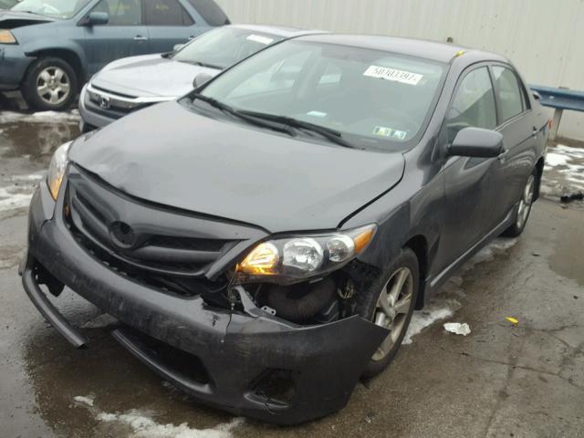 2T1BU4EE8CC844046 - 2012 TOYOTA COROLLA BA GRAY photo 2