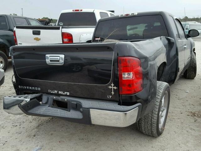 1GCEC19J38Z258695 - 2008 CHEVROLET SILVERADO BLACK photo 4