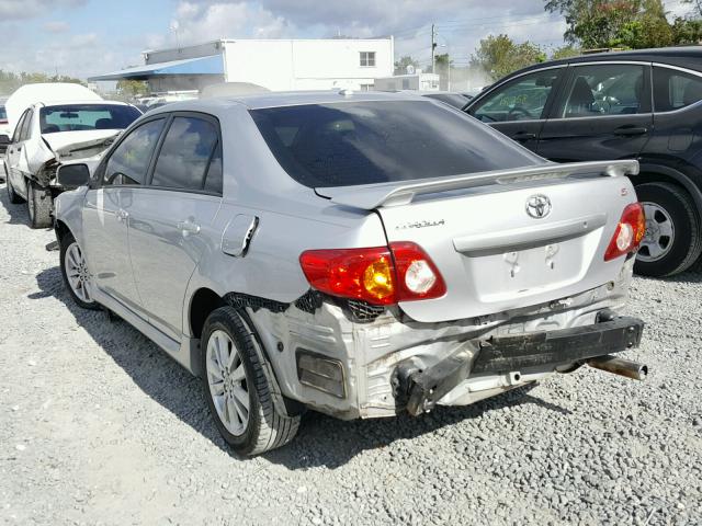 2T1BU4EE0AC379601 - 2010 TOYOTA COROLLA BA SILVER photo 3