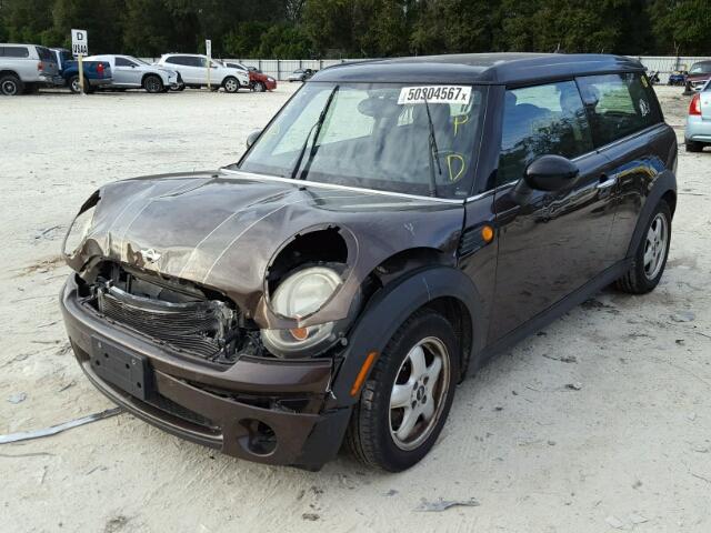 WMWML33579TX33897 - 2009 MINI COOPER CLU BROWN photo 2