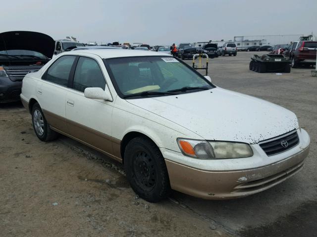 4T1BG22K71U840538 - 2001 TOYOTA CAMRY CE WHITE photo 1