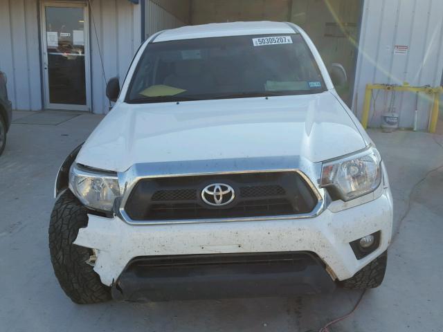 5TFLU4EN3FX131579 - 2015 TOYOTA TACOMA DOU WHITE photo 9