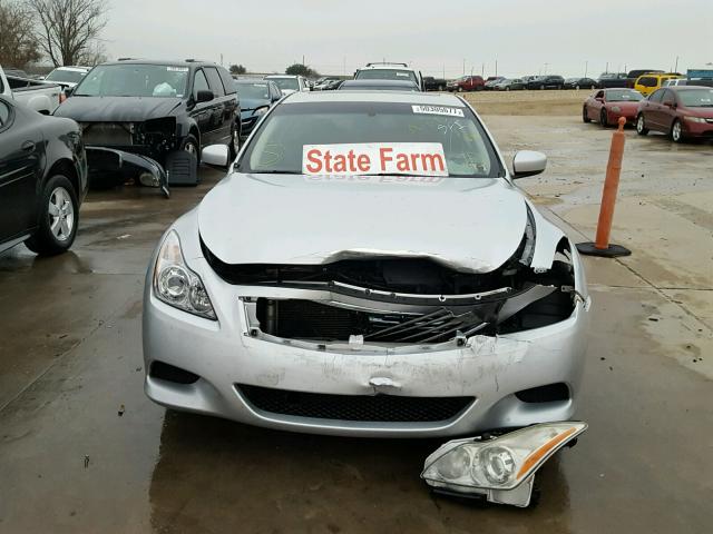 JNKCV64E88M109381 - 2008 INFINITI G37 BASE SILVER photo 9