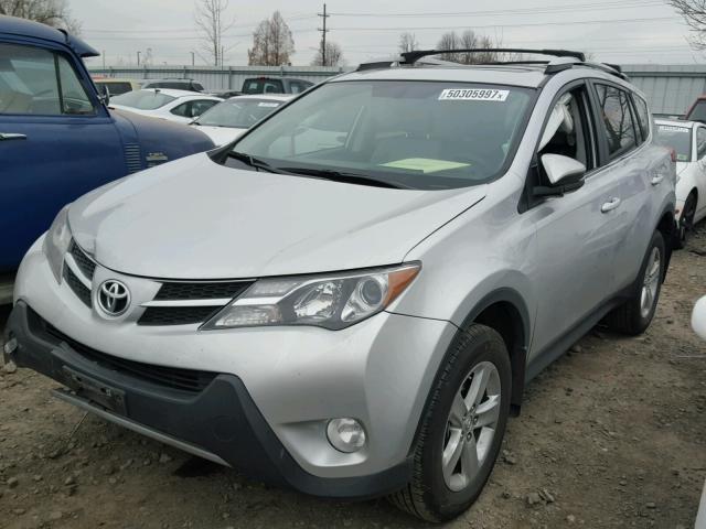 2T3RFREV4EW147925 - 2014 TOYOTA RAV4 XLE SILVER photo 2