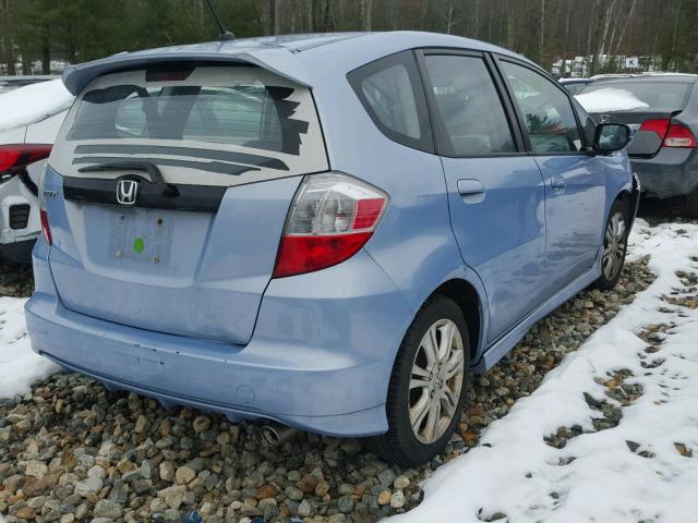 JHMGE8H41AC025462 - 2010 HONDA FIT SPORT BLUE photo 4