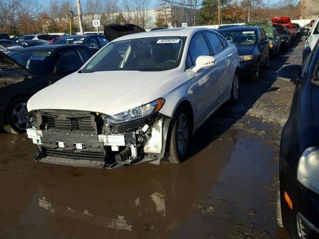 1FA6P0H76E5382994 - 2014 FORD FUSION SE WHITE photo 2