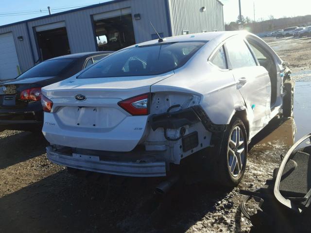 1FA6P0H76E5382994 - 2014 FORD FUSION SE WHITE photo 4