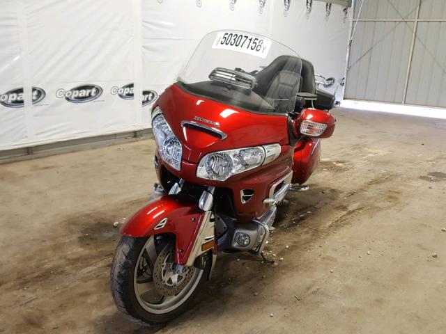 1HFSC47G9AA900763 - 2010 HONDA GL1800 RED photo 2