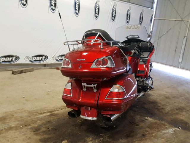 1HFSC47G9AA900763 - 2010 HONDA GL1800 RED photo 4