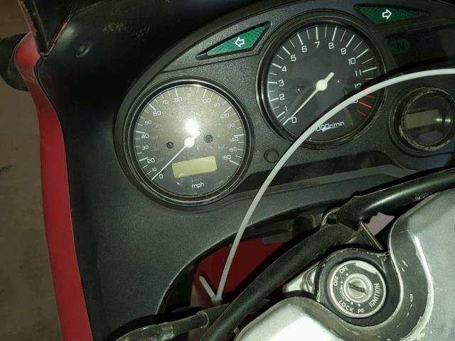 JS1GR7GA562101635 - 2006 SUZUKI GSX750 F RED photo 8