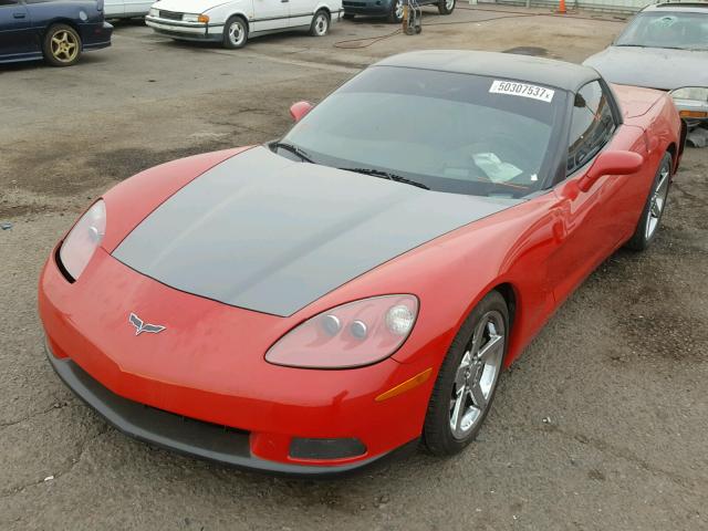 1G1YY26U265103961 - 2006 CHEVROLET CORVETTE RED photo 2