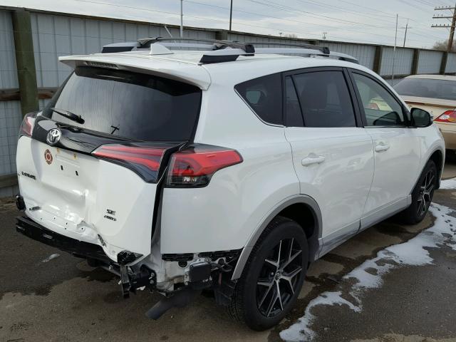 JTMJFREV0GD183642 - 2016 TOYOTA RAV4 SE WHITE photo 4